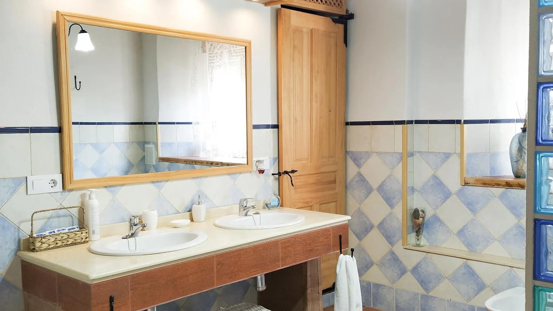 Alojamiento Rural Medios Panes Holiday home Puerto Alto